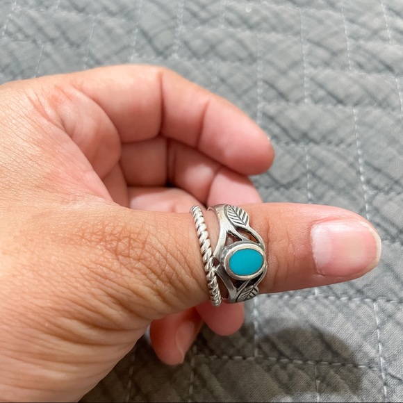 Turquoise ring - Picture 2 of 4